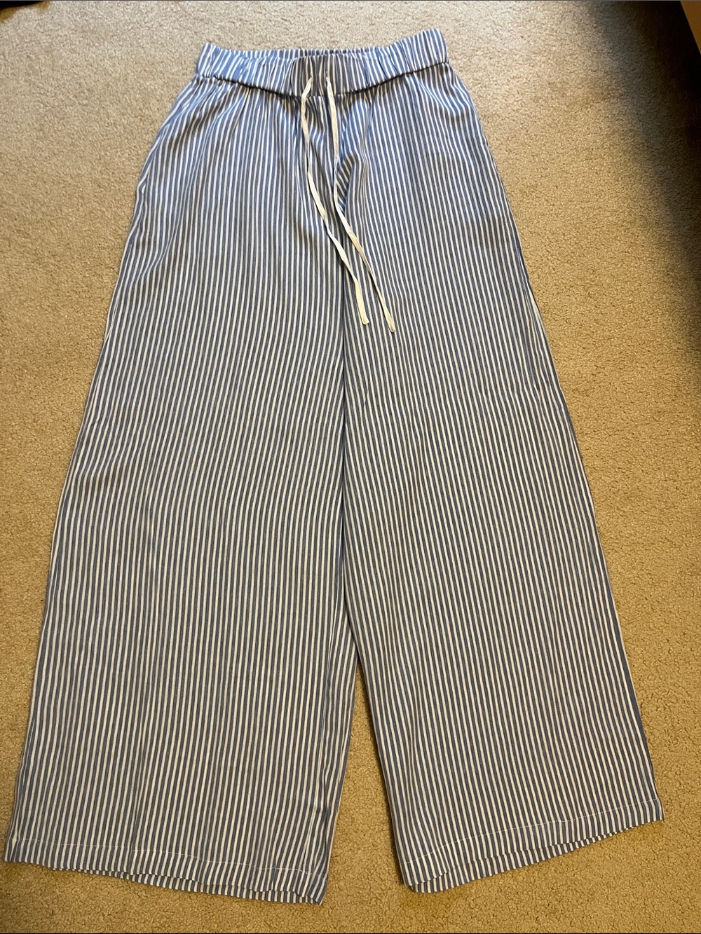 NEW! Francesca’s Blue and White Striped Wide-Leg Pants